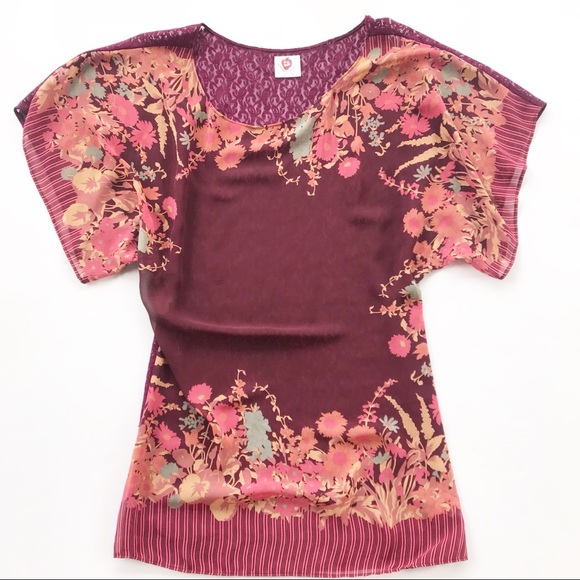 Free People Tops - 🍁 Free People Top floral sheer lace M